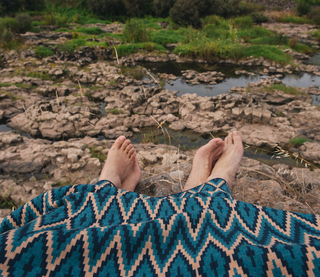 BLANKETS - BOND - MERINO - -